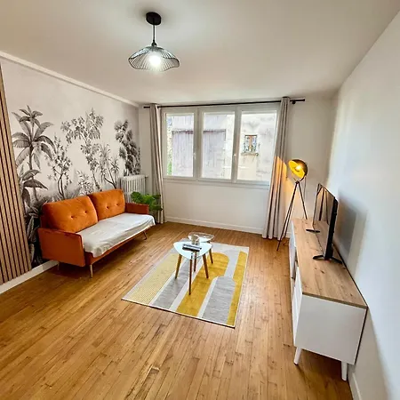 La Madeleine Avec Parking 아파트 앙제